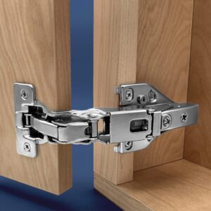 Cabinet Hinges